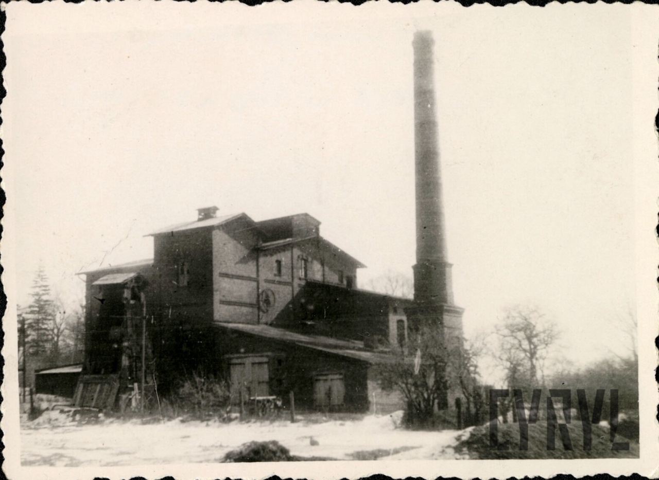 Gorzelnia z majątku Głuszyna. 1960 rok | fot. Halina Grześkowiak / CYRYL