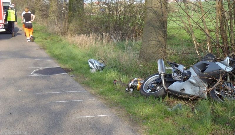 Wypadek w Brzeziu | fot. Straż pożarna w Gostyniu