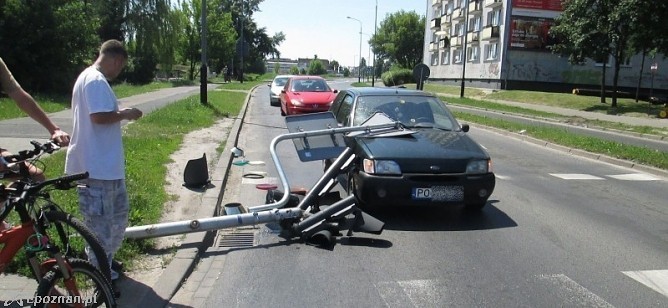 Sygnalizator przy skrzyżowaniu Hetmańskiej i Dmowskiego | fot. Nishio