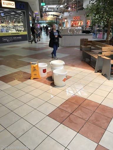 Auchan Komorniki | fot. Raffau
