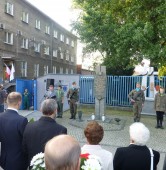 Poranne uroczystości przy bramie FPS | fot. Przemysław